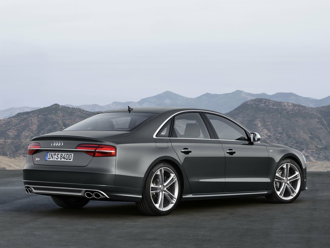 Audi S8