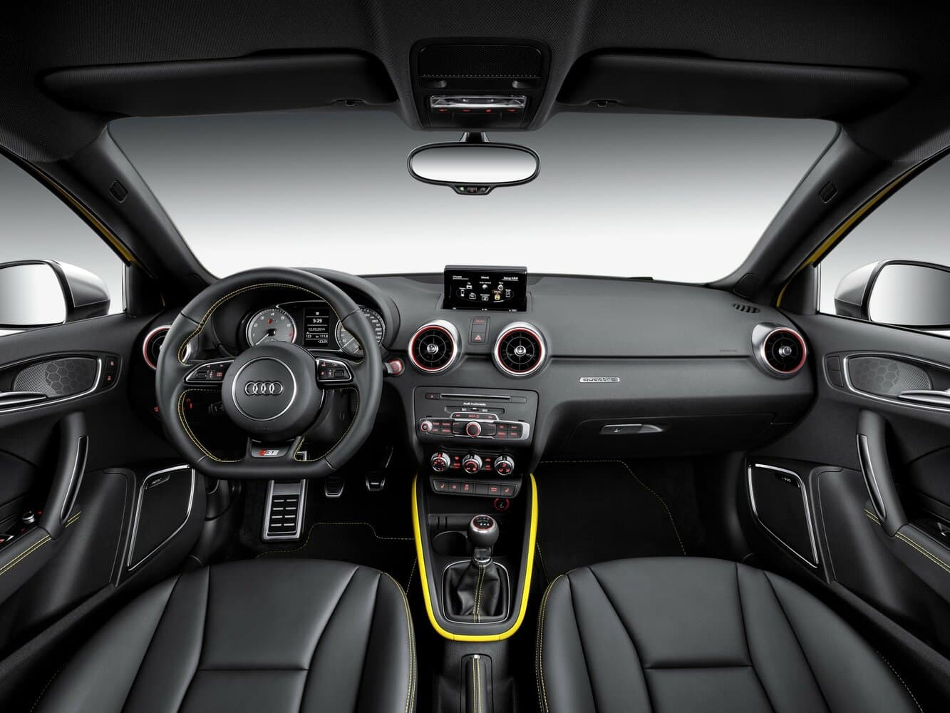 Audi S1