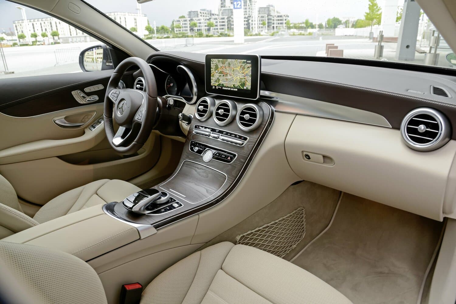 Mercedes-Benz C-Класс