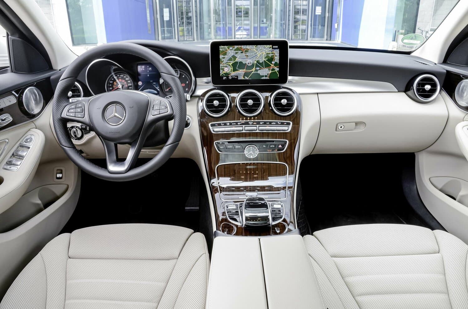 Mercedes-Benz C-Класс