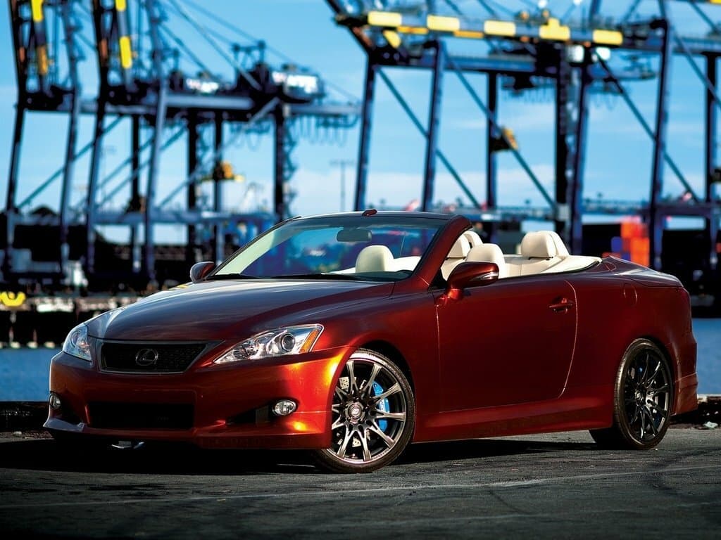 Lexus IS