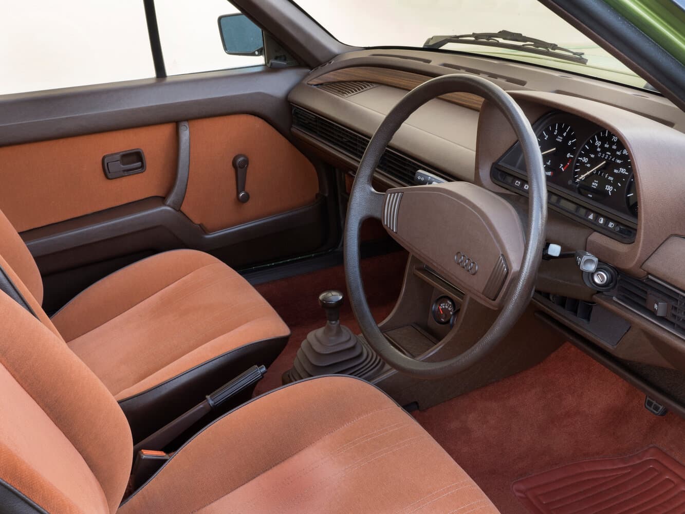 Audi 100