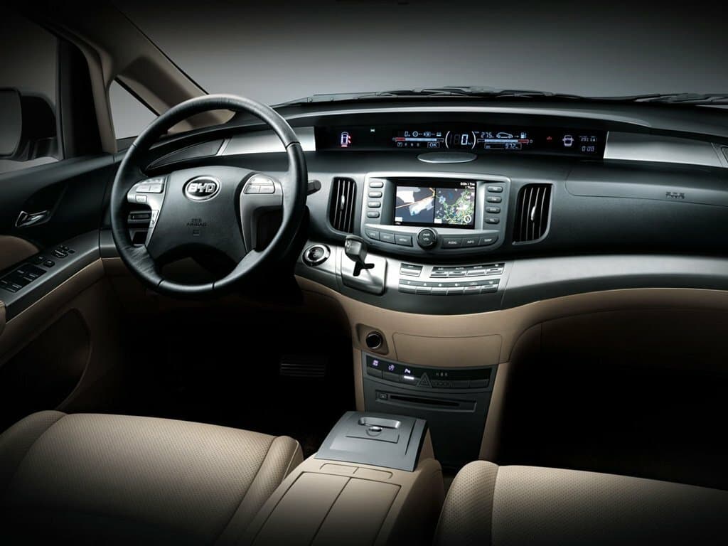 BYD E6