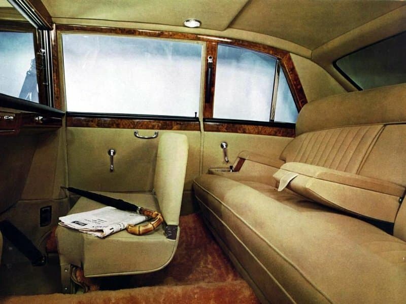 Daimler DS420