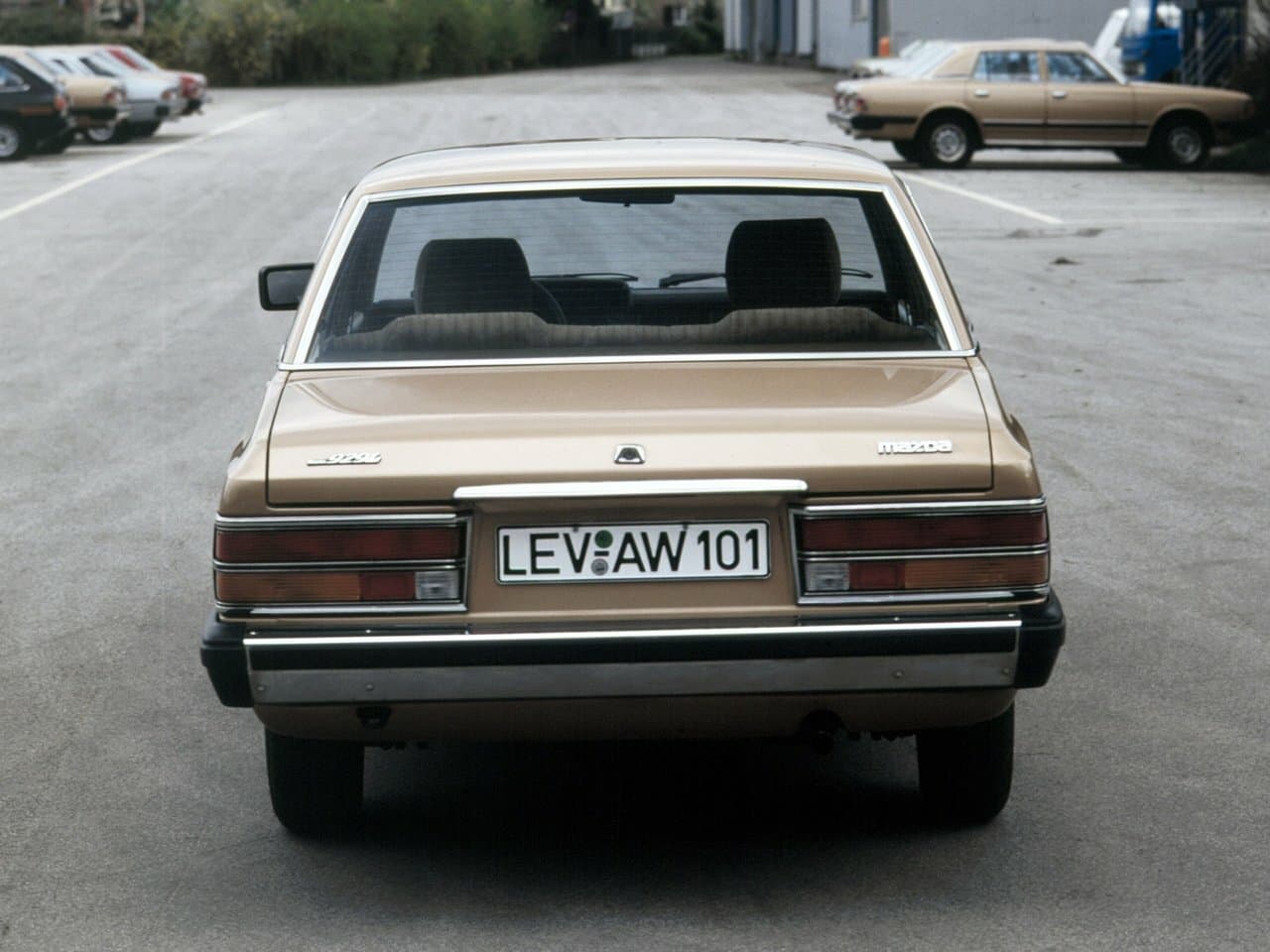 Mazda 929