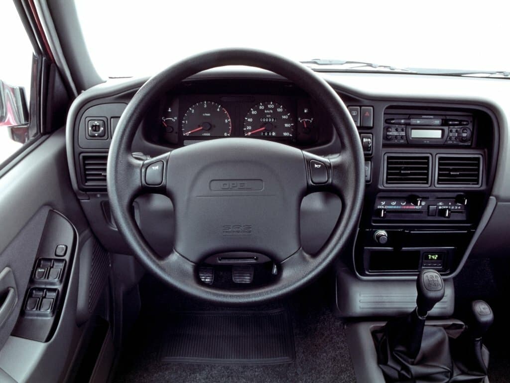 Opel Campo