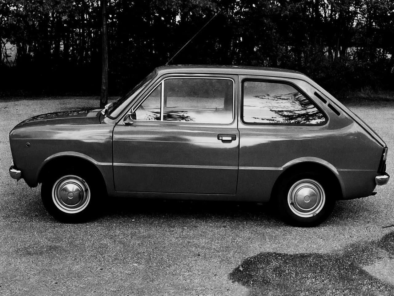SEAT 133