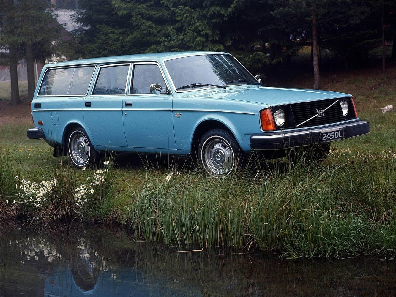 Volvo 240 Series