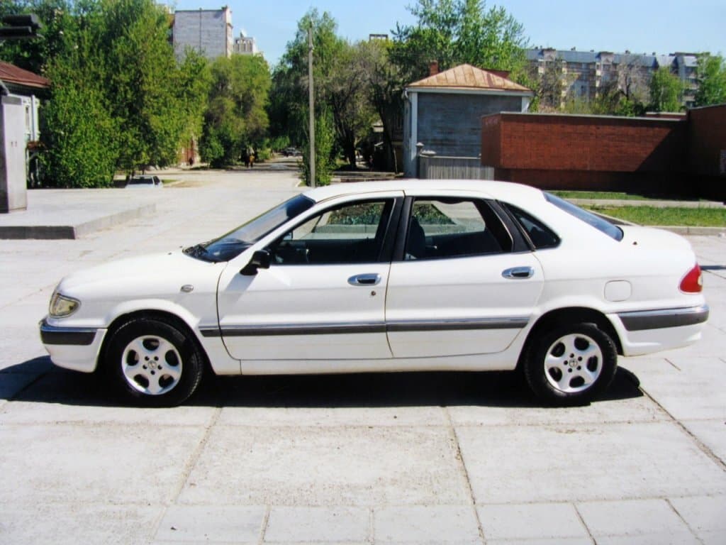 ГАЗ 3103 «Волга»
