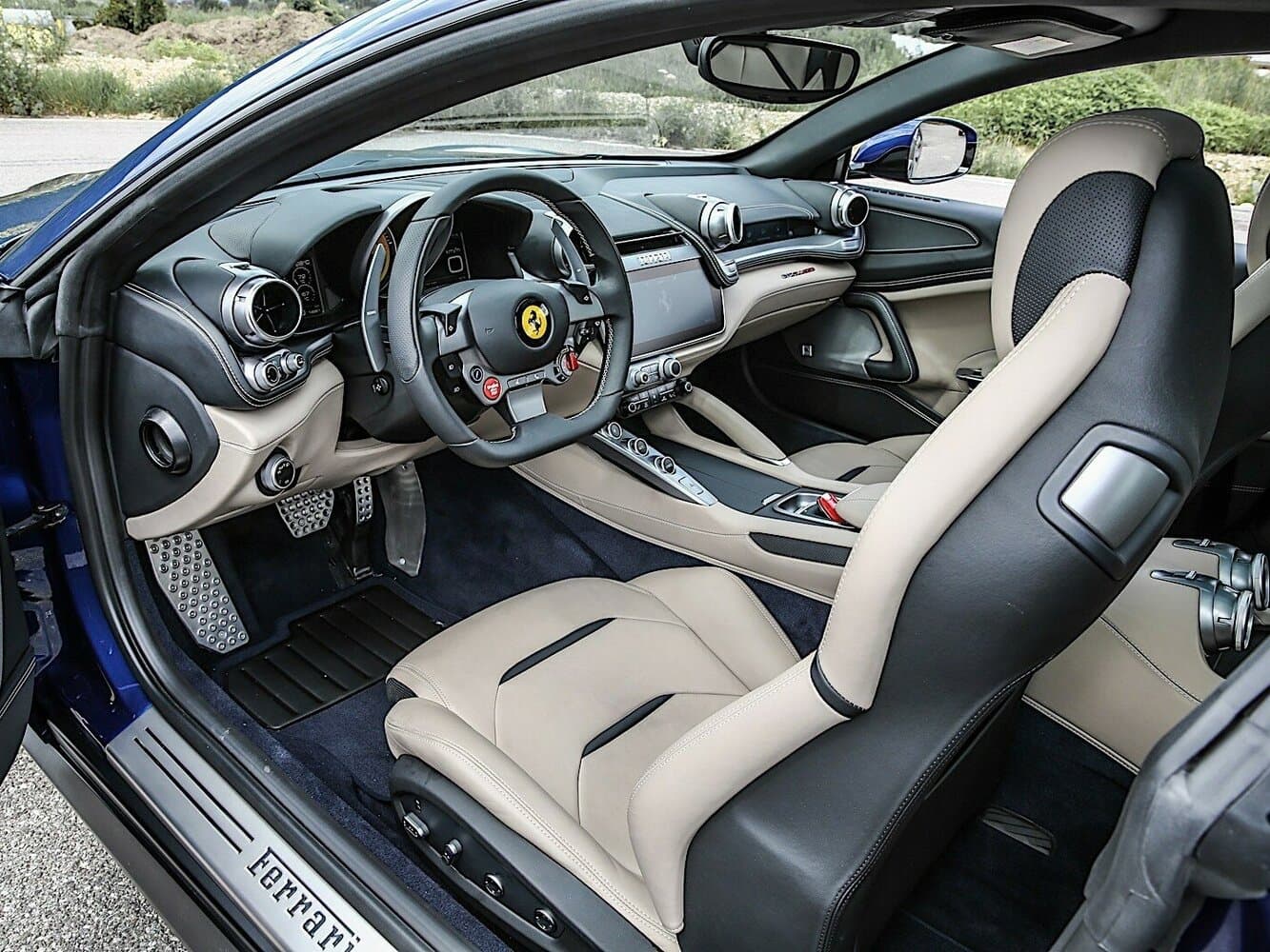 Ferrari GTC4Lusso