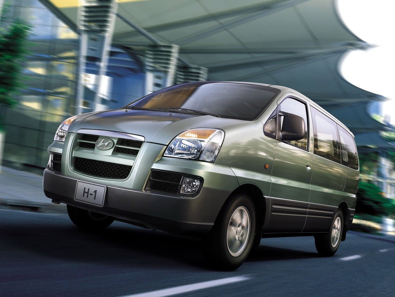 Hyundai Starex