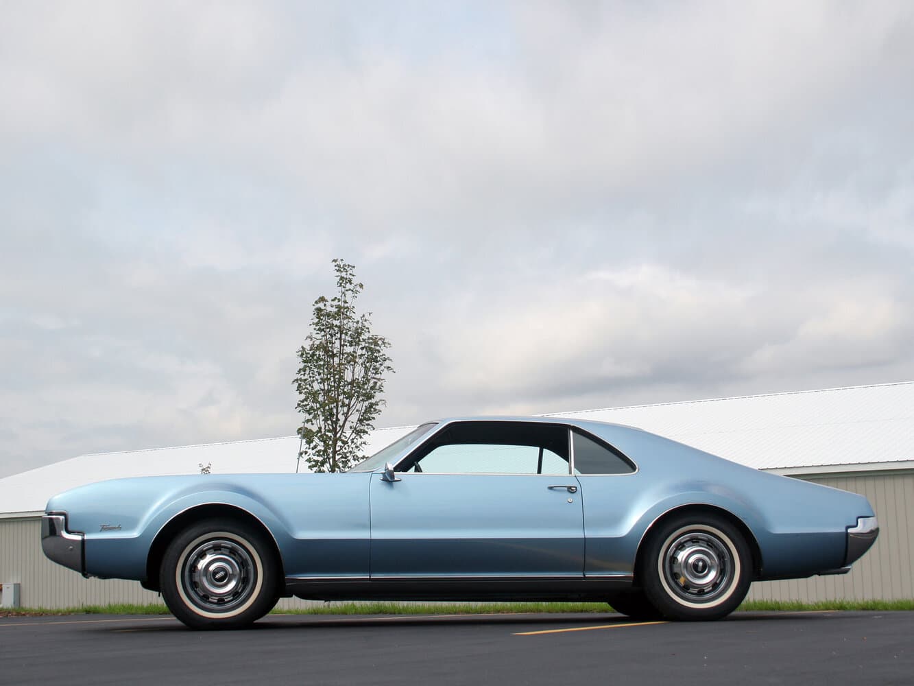 Oldsmobile Toronado