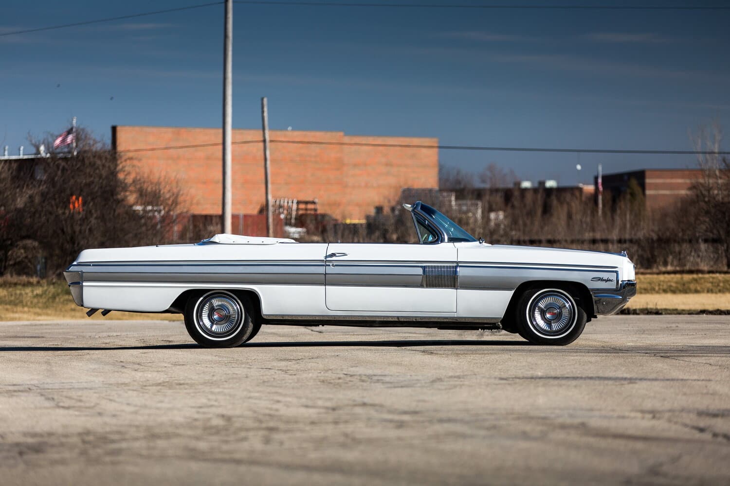 Oldsmobile Starfire