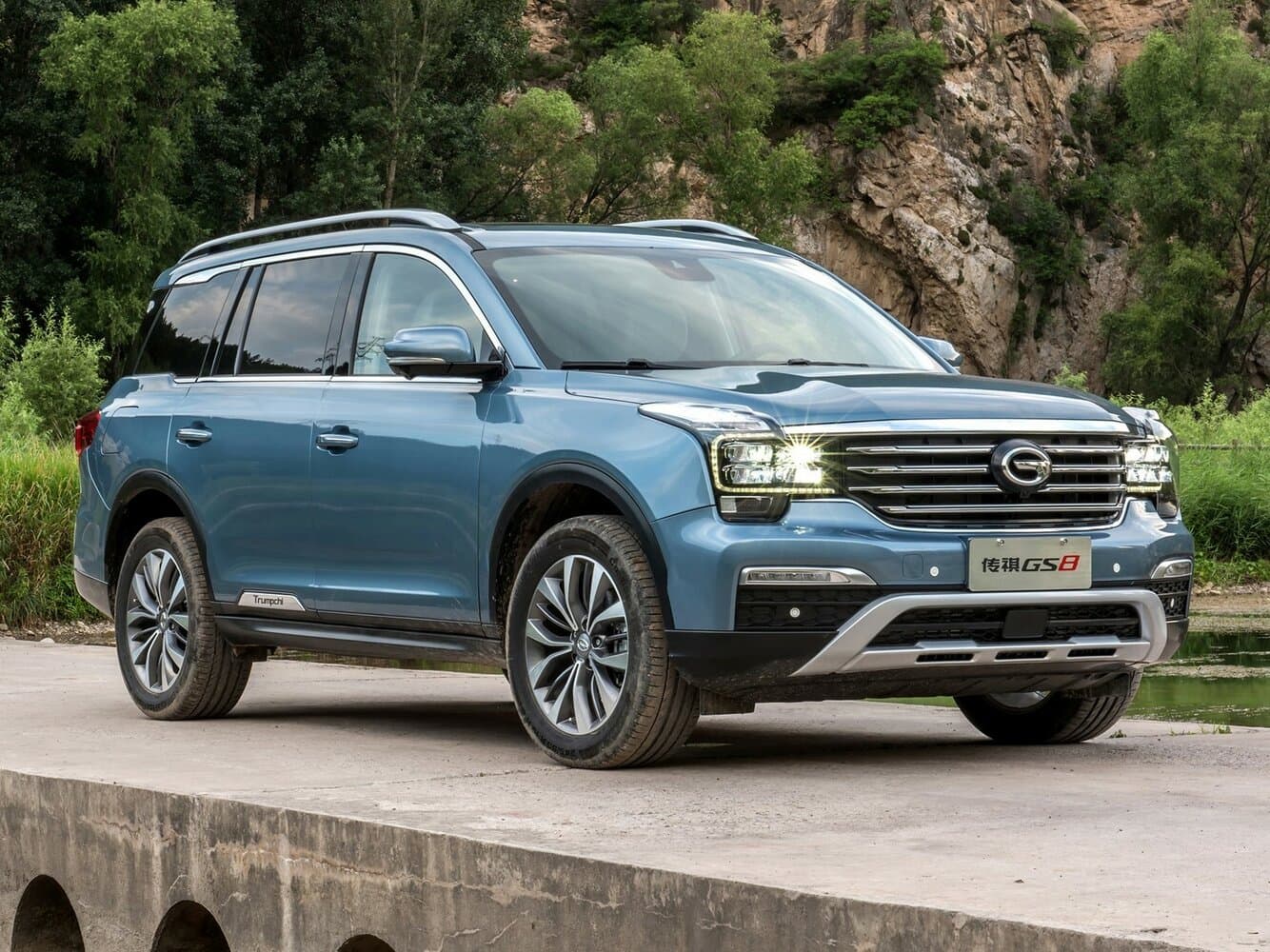 GAC GS8