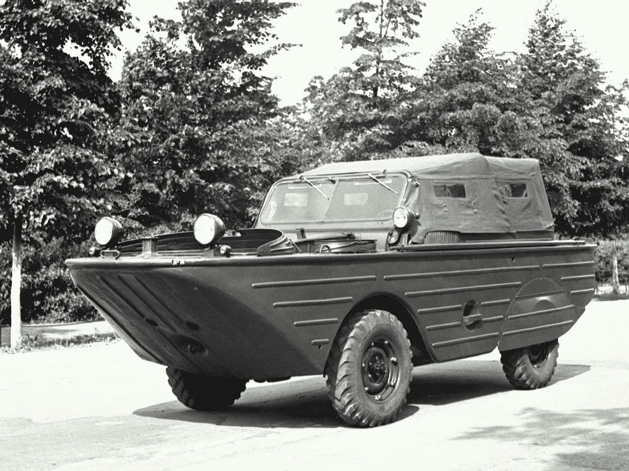ГАЗ 46