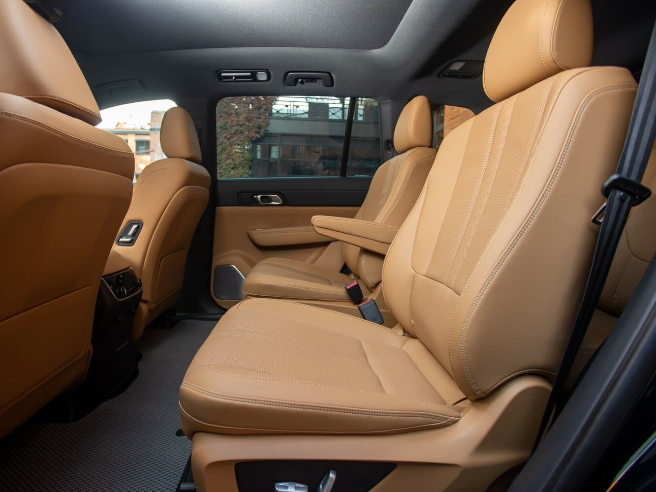 Li Auto (Lixiang) One