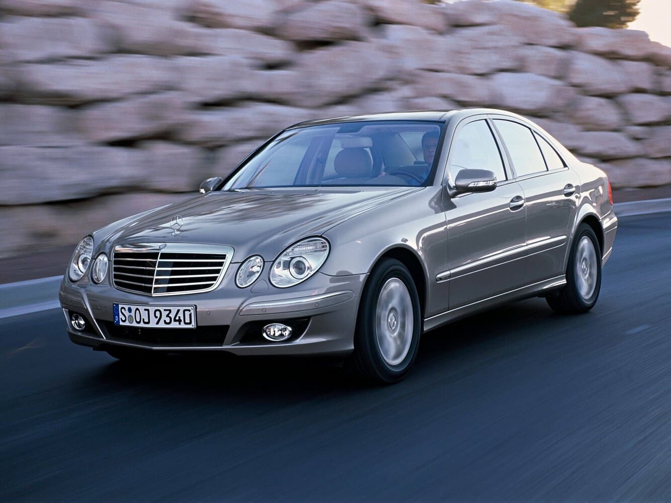 Mercedes-Benz E-Класс