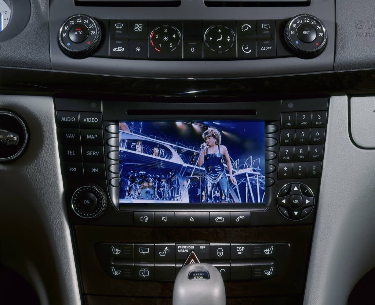 Mercedes-Benz E-Класс