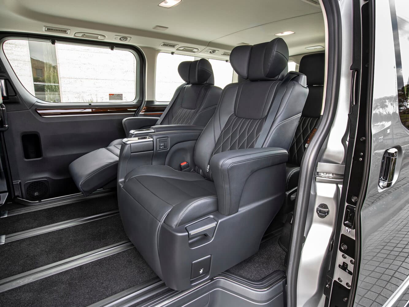 Toyota Granvia