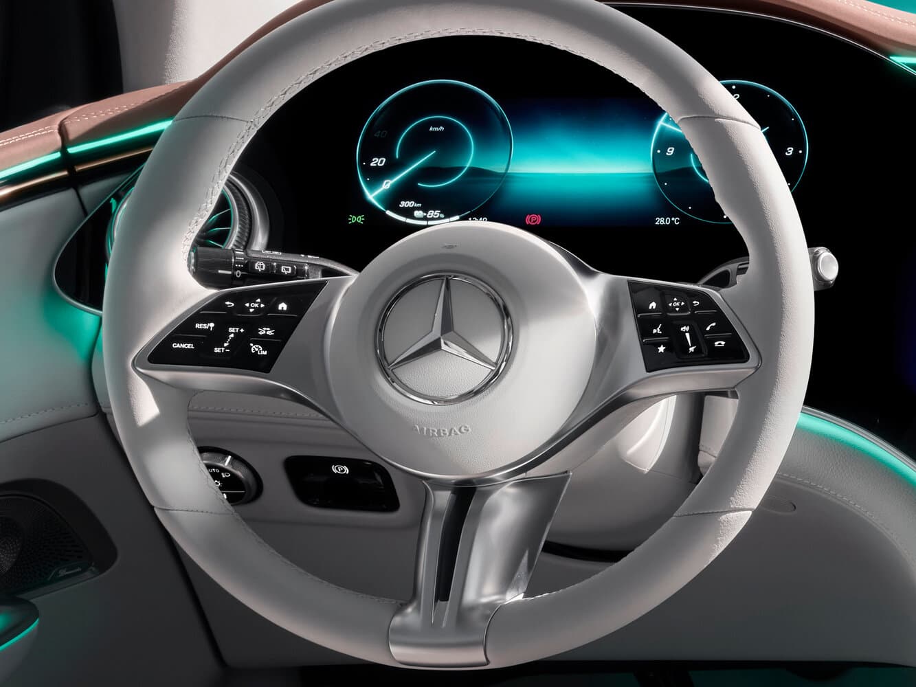 Mercedes-Benz EQE SUV