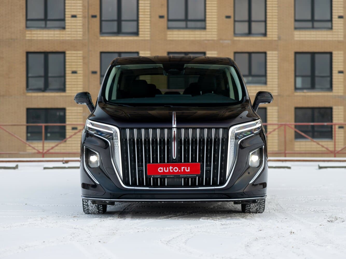 Hongqi HQ9
