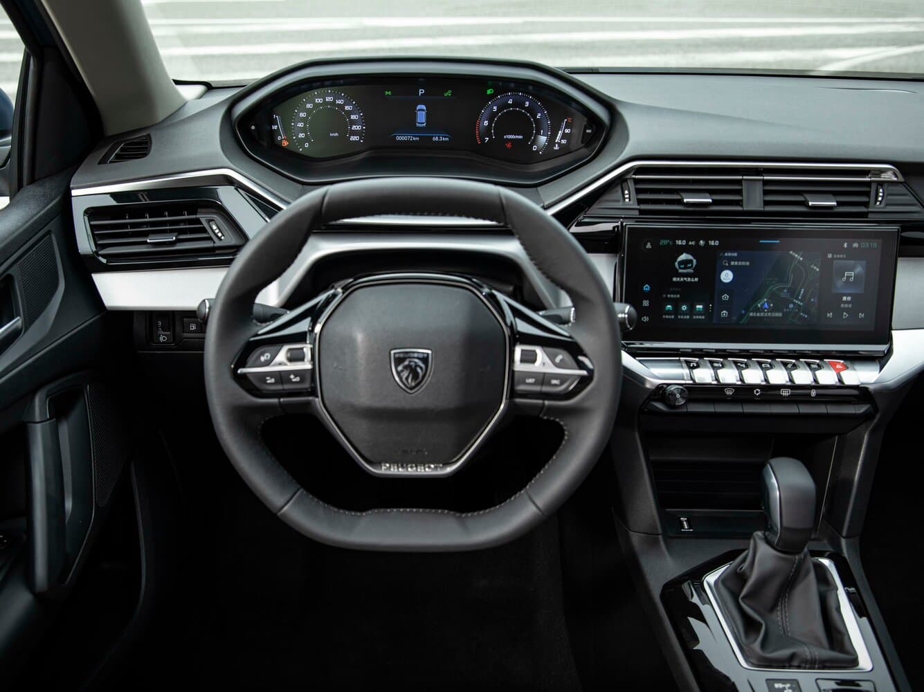 Peugeot 408