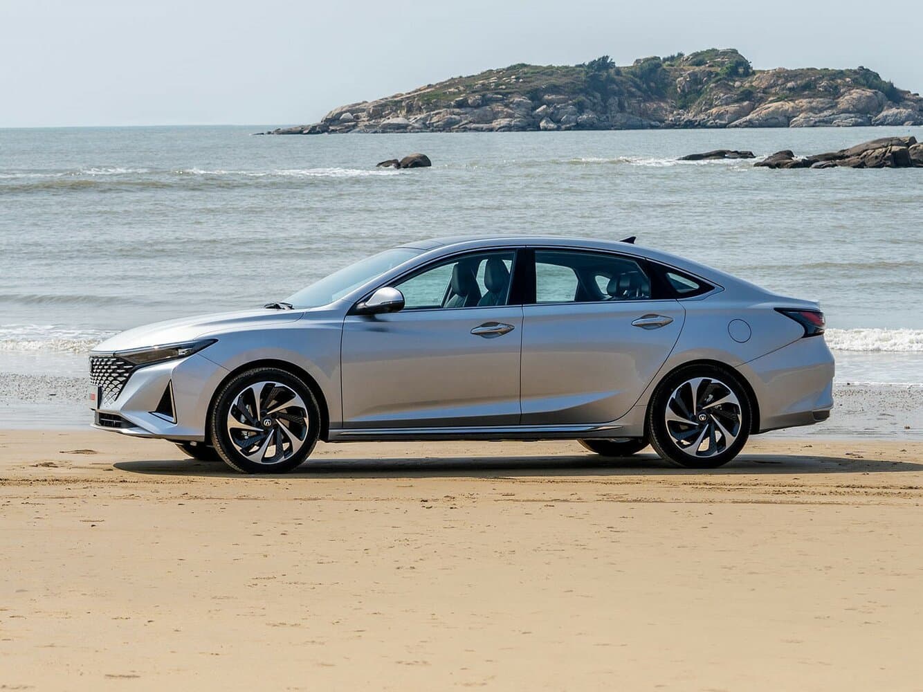 Changan Raeton Plus