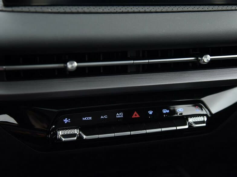 Wuling Jiachen
