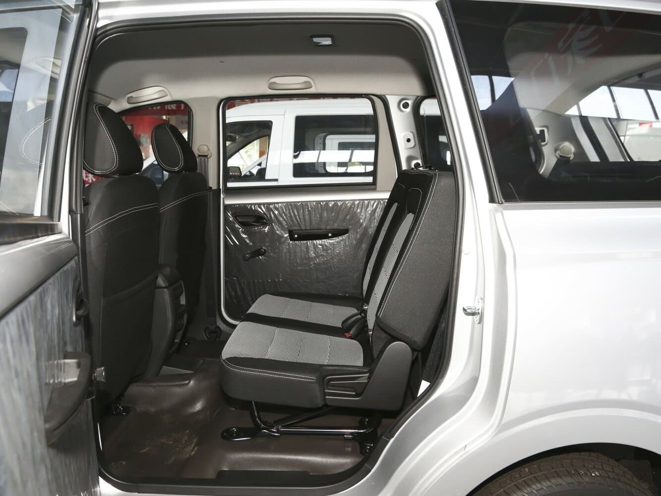 Wuling Hongguang S