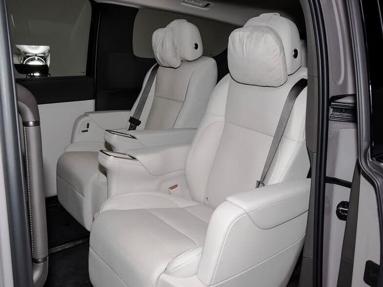 Li Auto (Lixiang) Mega