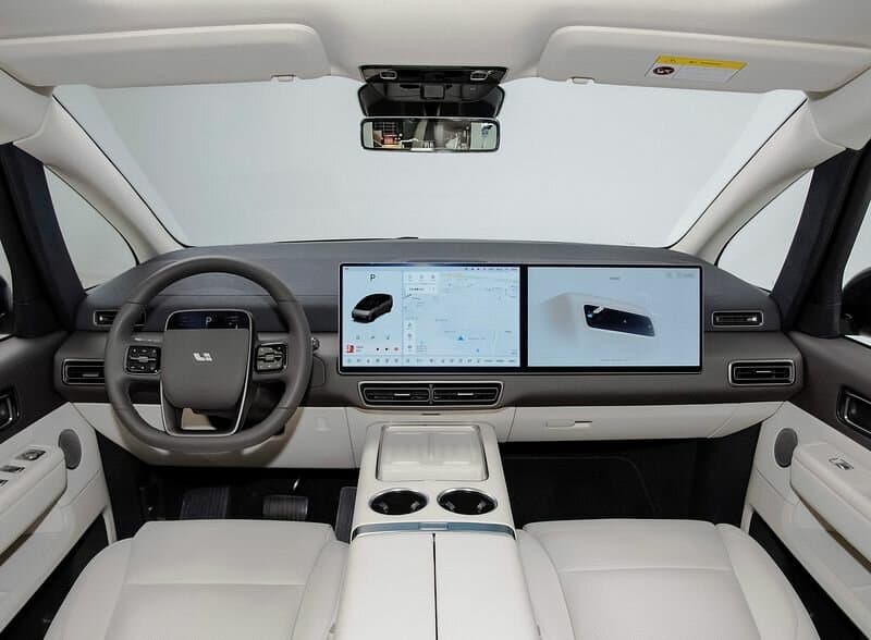 Li Auto (Lixiang) Mega