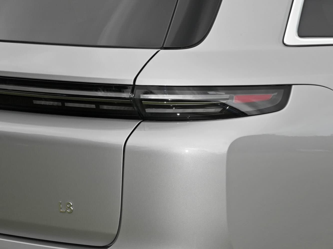 Li Auto (Lixiang) L8