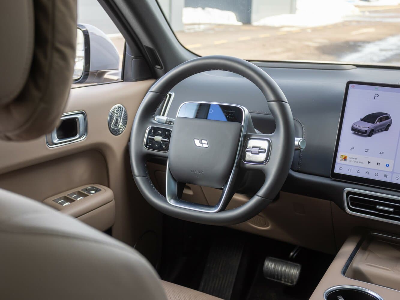 Li Auto (Lixiang) L9