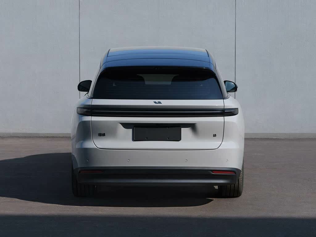 Li Auto (Lixiang) i8