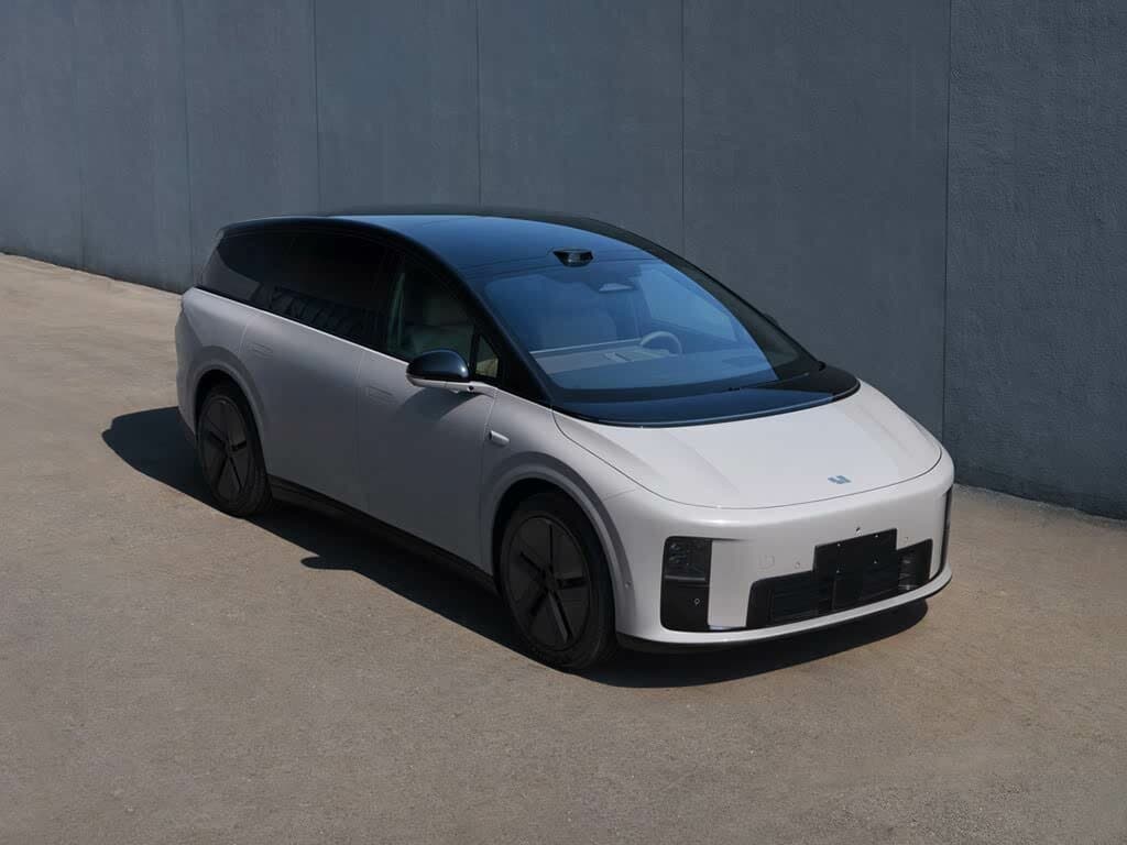 Li Auto (Lixiang) i8