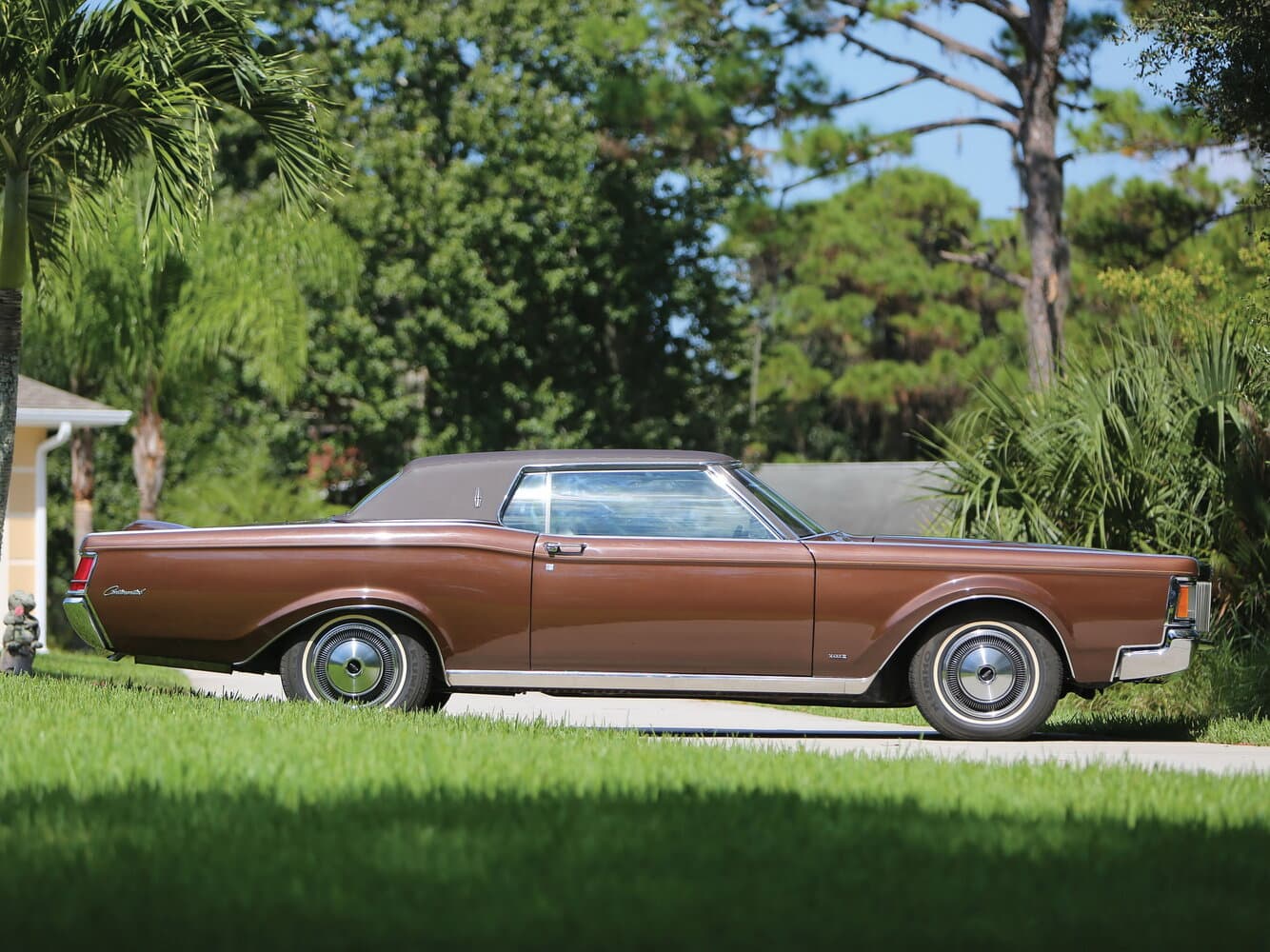 Lincoln Continental Mark