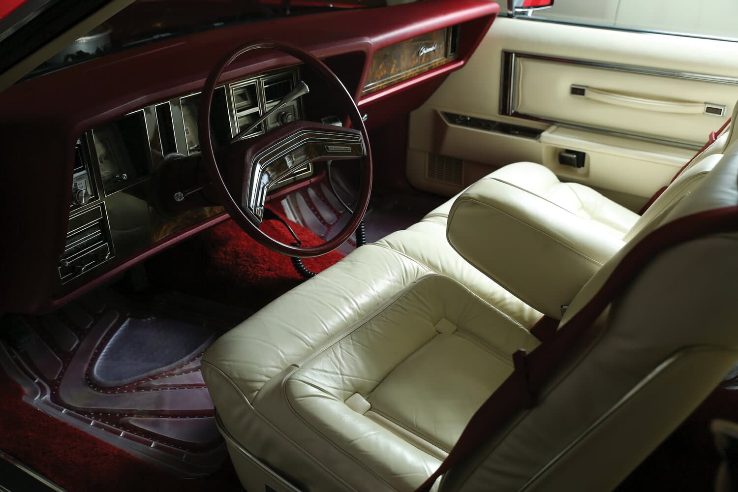 Lincoln Continental Mark