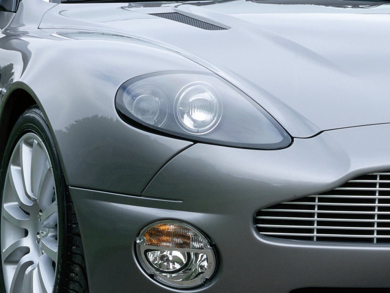Aston Martin Vanquish
