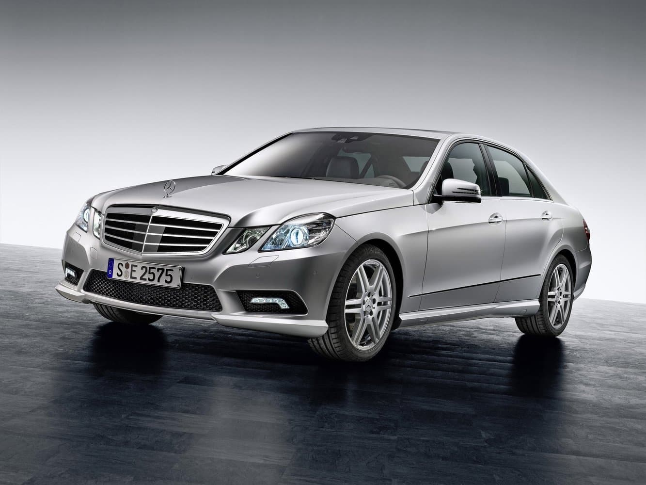 Mercedes-Benz E-Класс