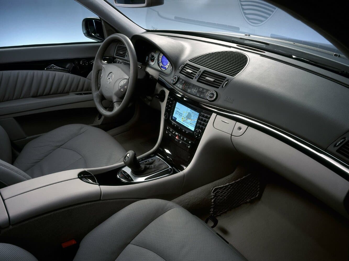 Mercedes-Benz E-Класс