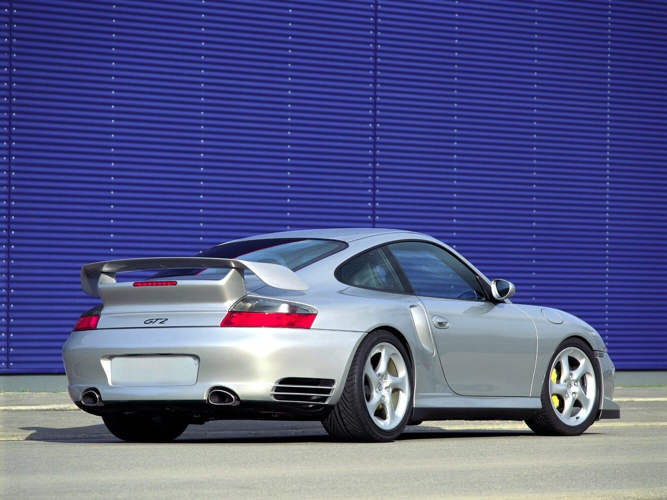 Porsche 911 GT2