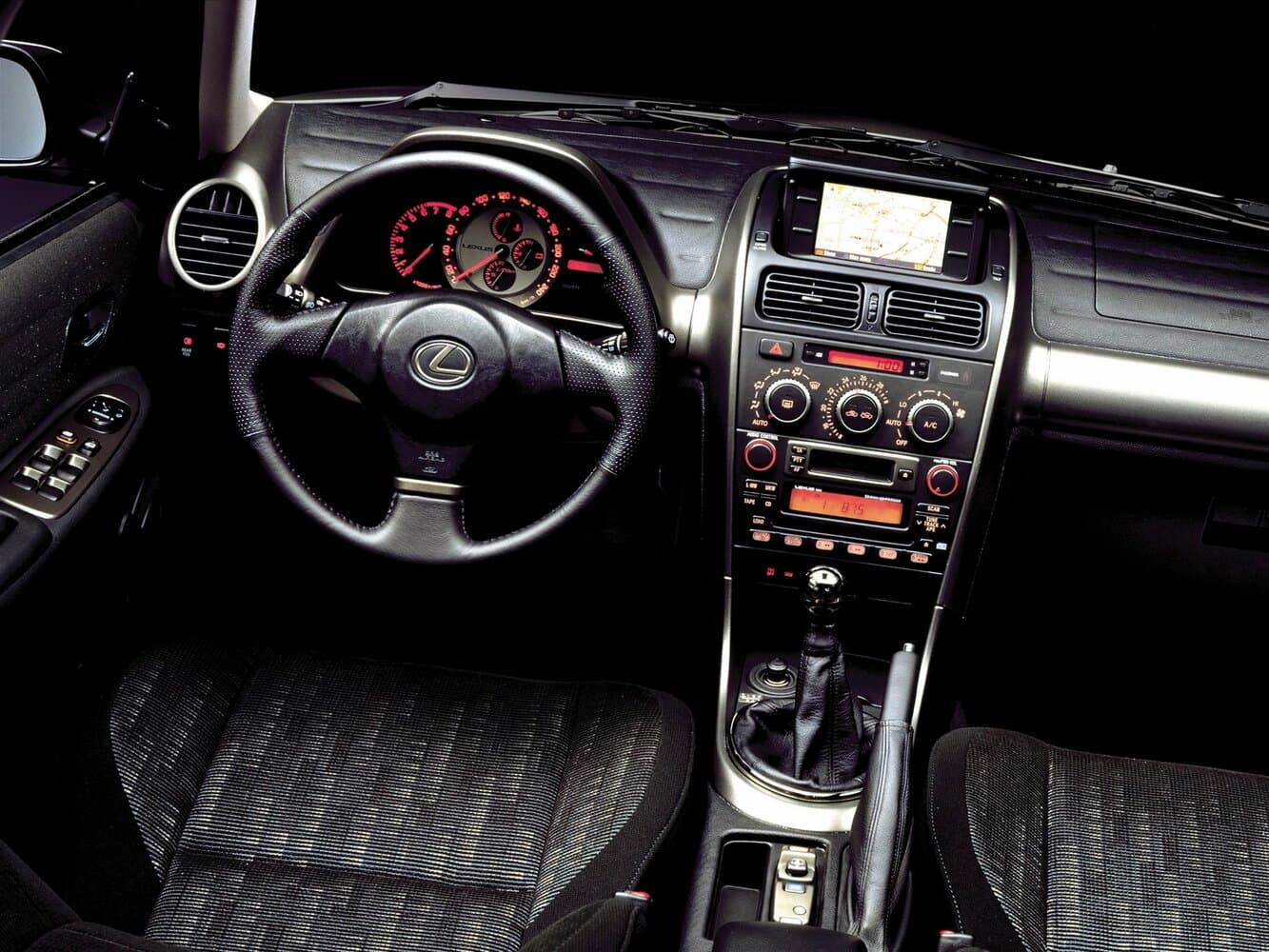 Lexus IS