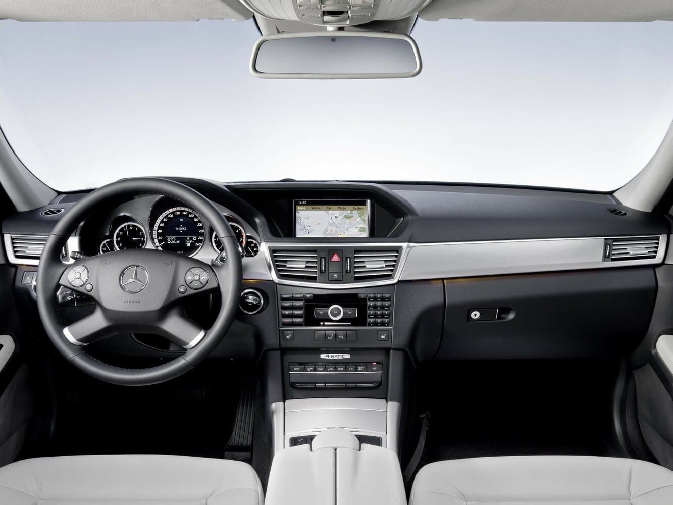 Mercedes-Benz E-Класс