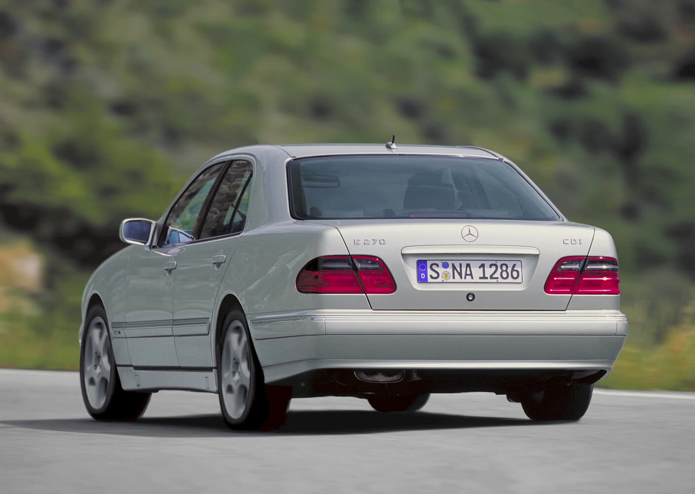 Mercedes-Benz E-Класс