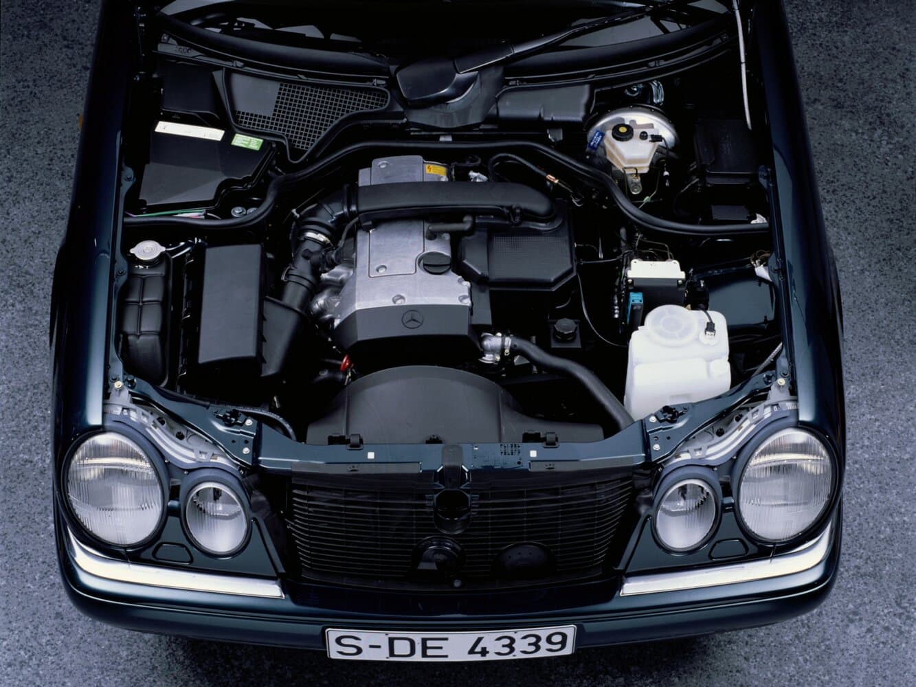 Mercedes-Benz E-Класс