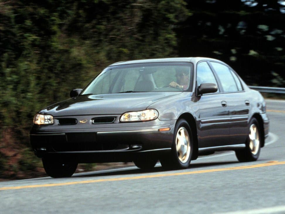 Oldsmobile Cutlass