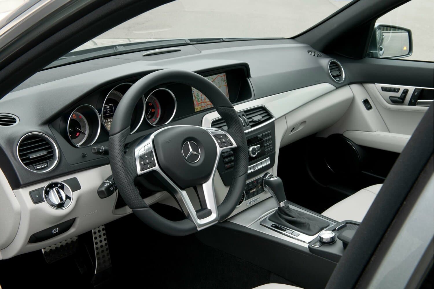 Mercedes-Benz C-Класс