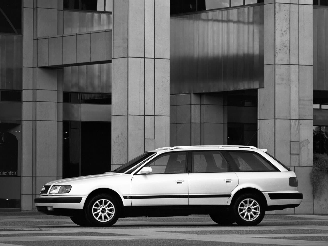 Audi 100