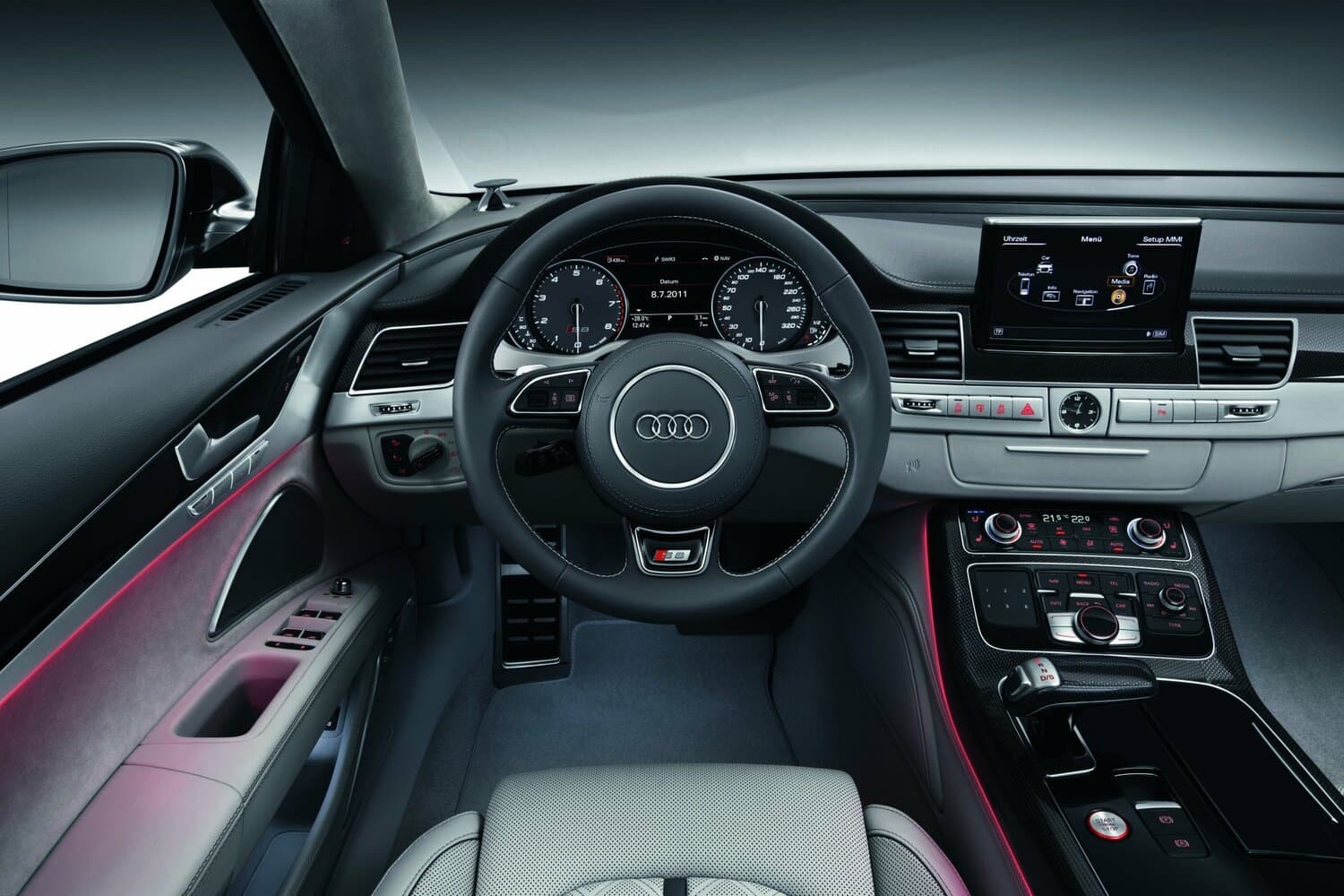 Audi S8