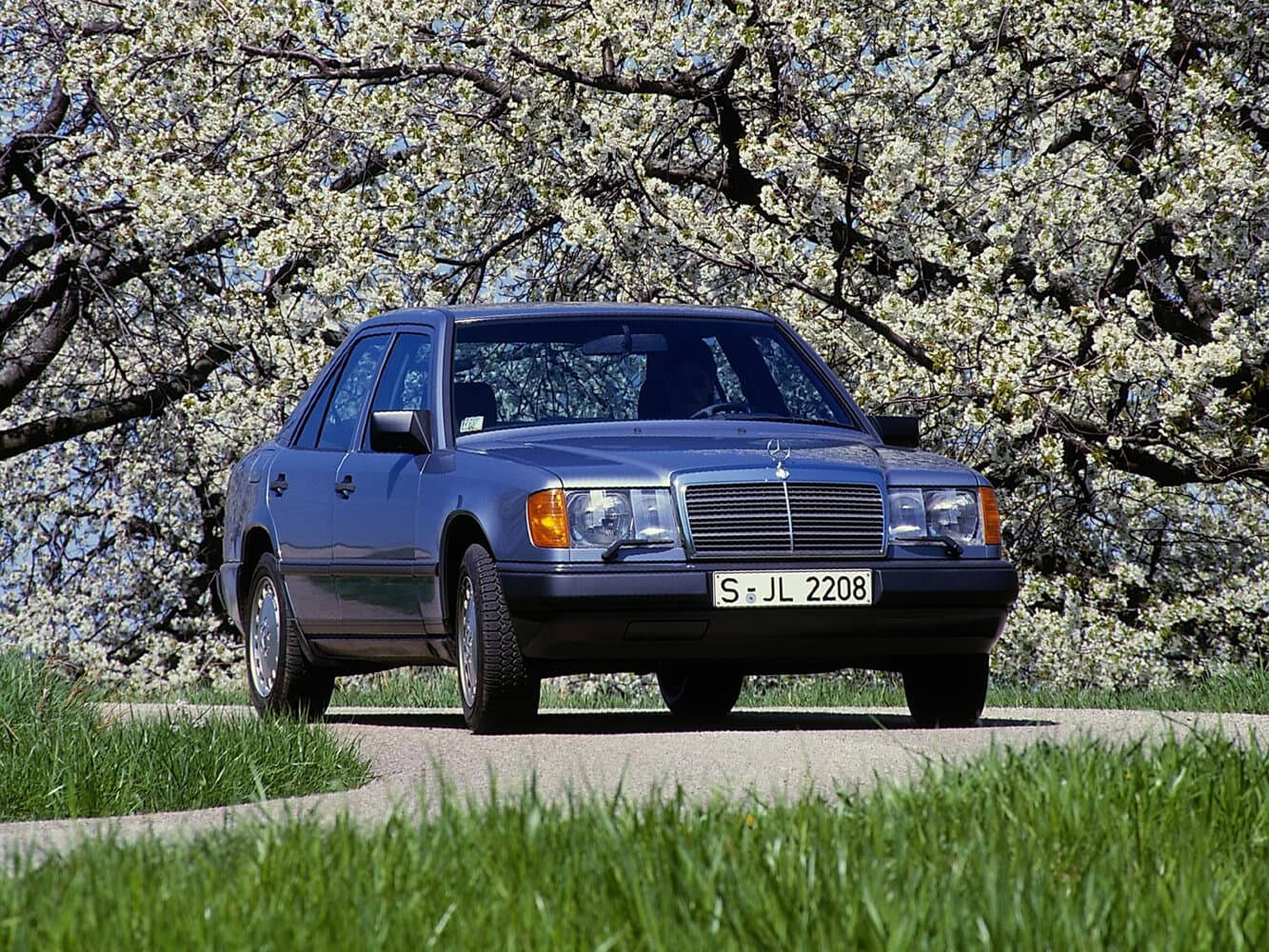 Mercedes-Benz W124